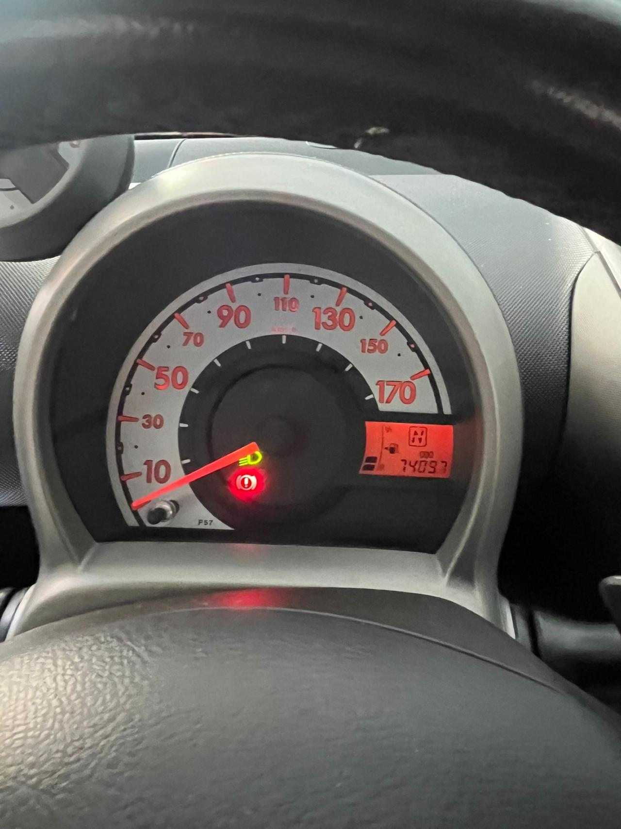 Toyota Aygo 1.0 12V VVT-i 5 porte TOBASCO Connect MMT