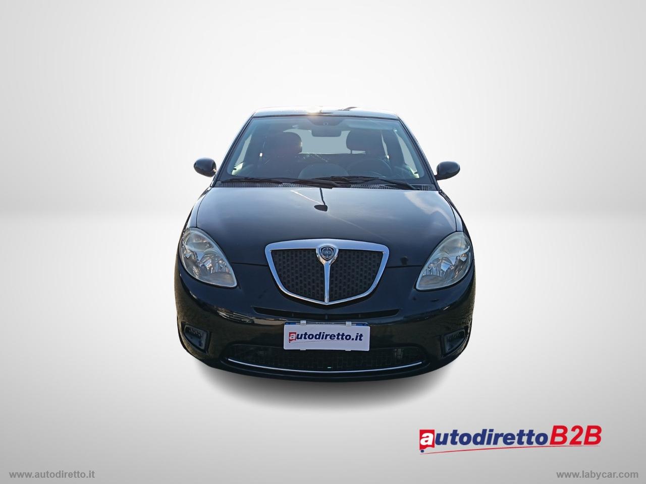 LANCIA Ypsilon 1.2 Versus