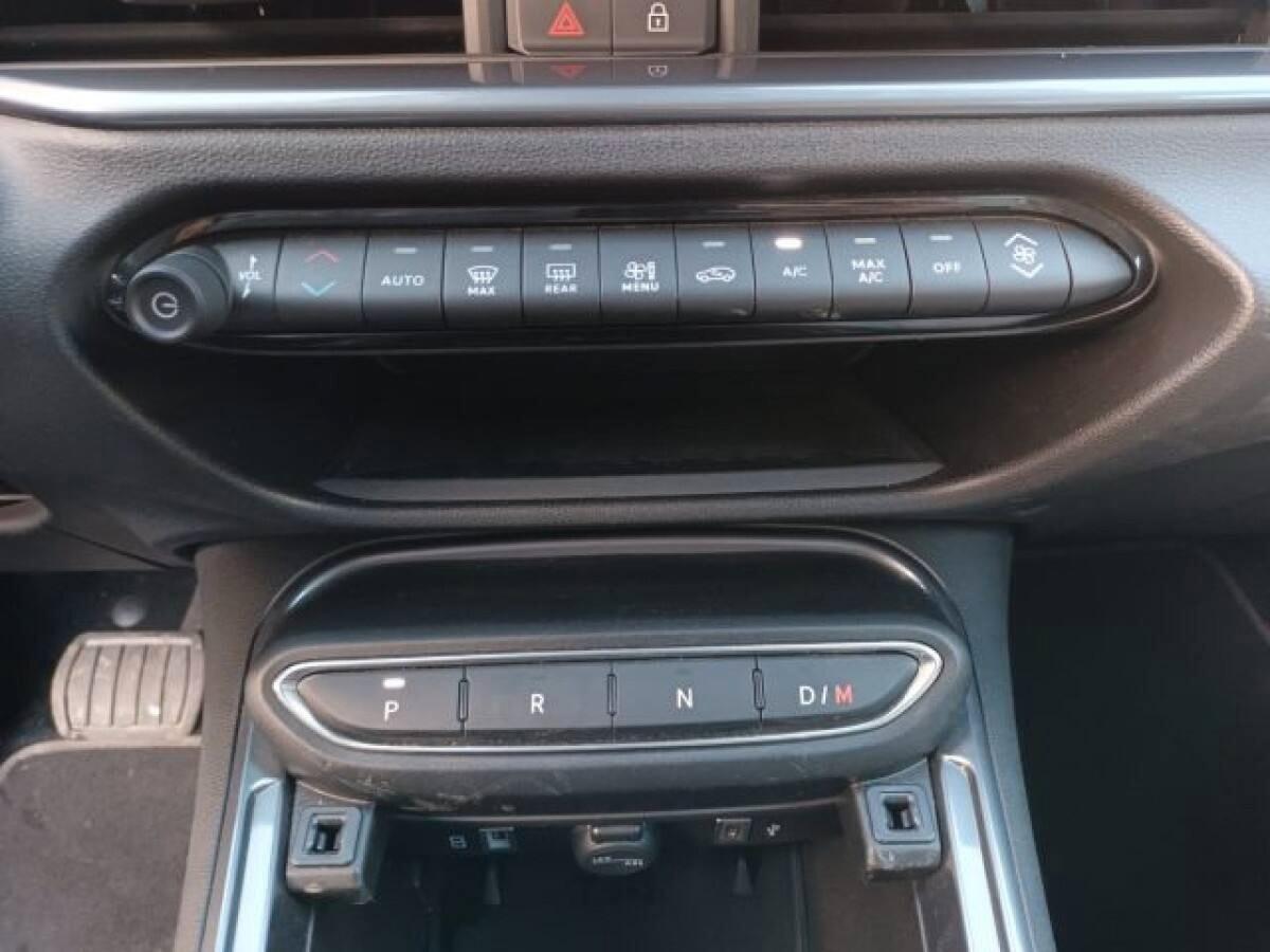 Fiat 600 Hybrid 110 CV DCT MHEV La Prima