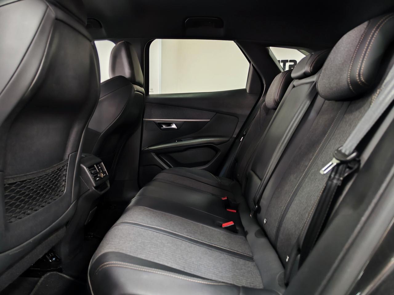Peugeot 3008 BlueHDi 130 EAT8 GT Line FULL