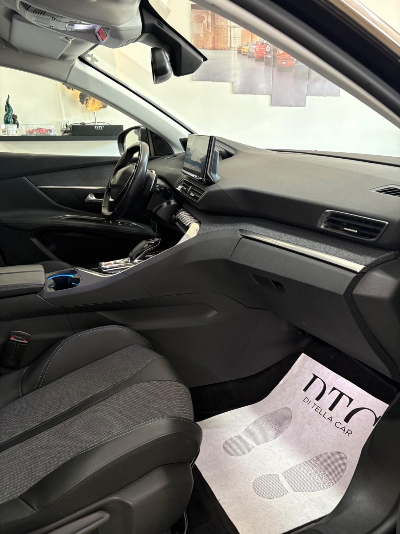 Peugeot 3008 BlueHDi 130 Allure Pack