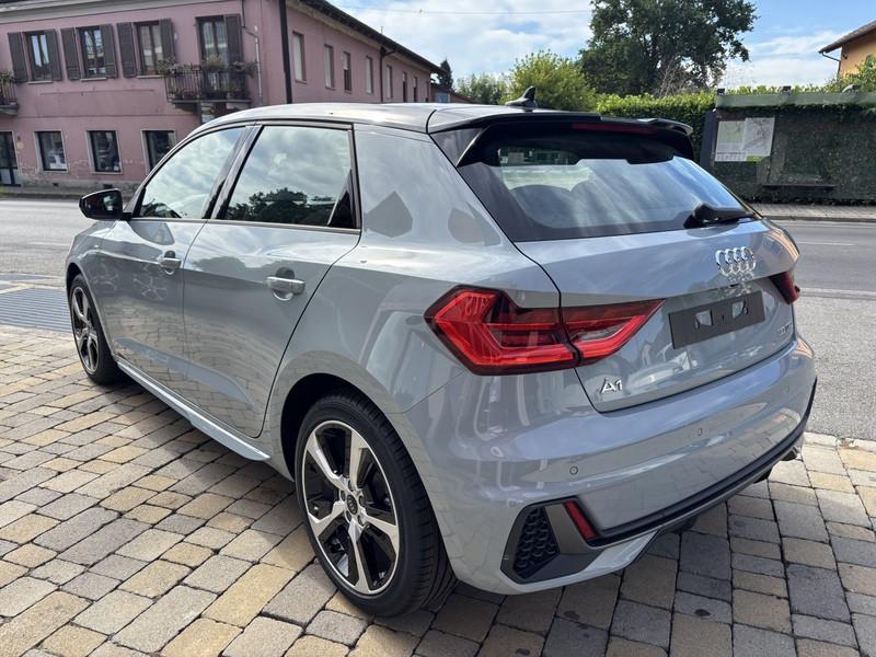 Audi A1 Sportback 30 1.0 tfsi S Line Edition 116cv s-tronic LED-PHONE APPS-17"