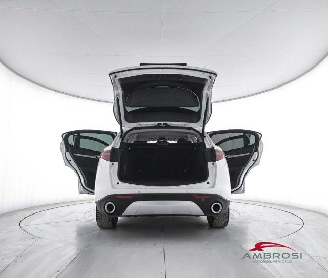 ALFA ROMEO Stelvio Stelvio 2.2 Turbodiesel 210 CV AT8 Q4 Super