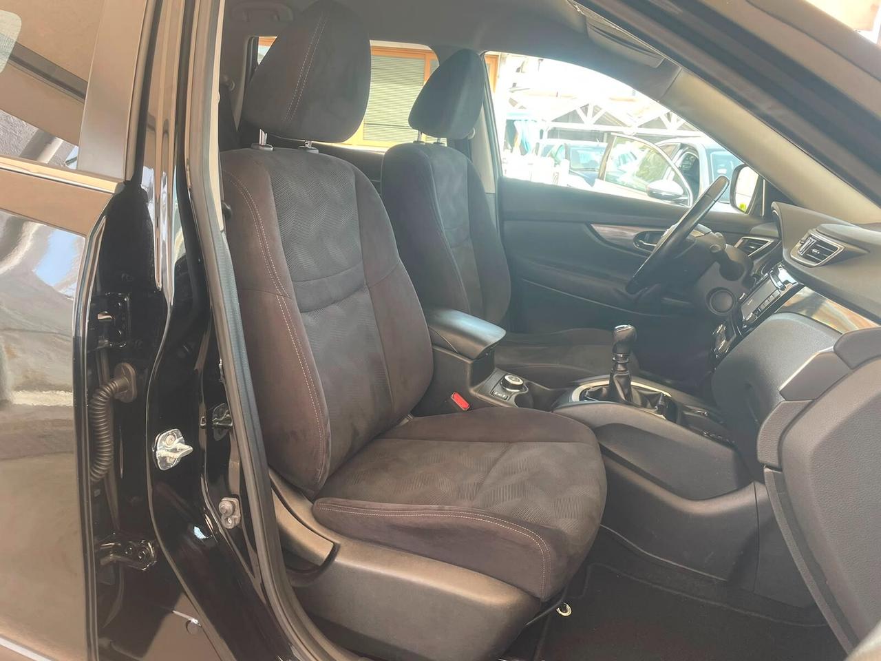 Nissan X-Trail 1.6 dCi 4WD Tekna