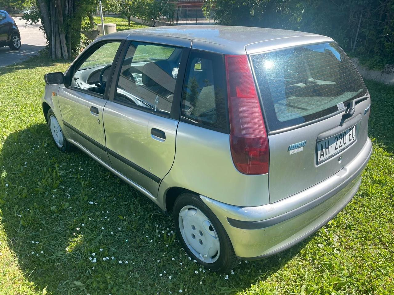 Fiat Punto 75 cat 5 porte HSD UNI PROPIET