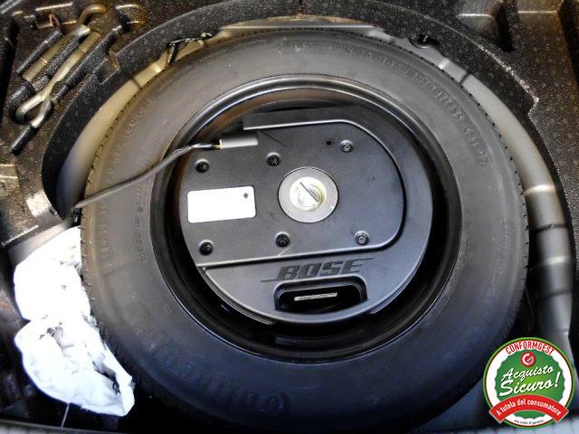 NISSAN Qashqai 2.0 dCi DPF Tekna 4X4