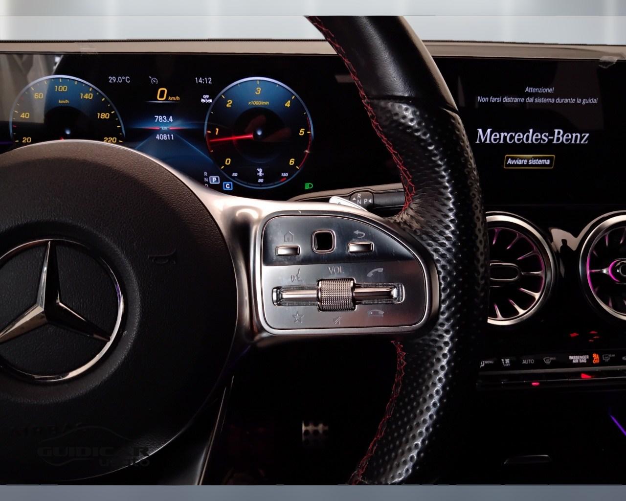 Mercedes-Benz GLB - X247 2019 - GLB 200 d Premium auto