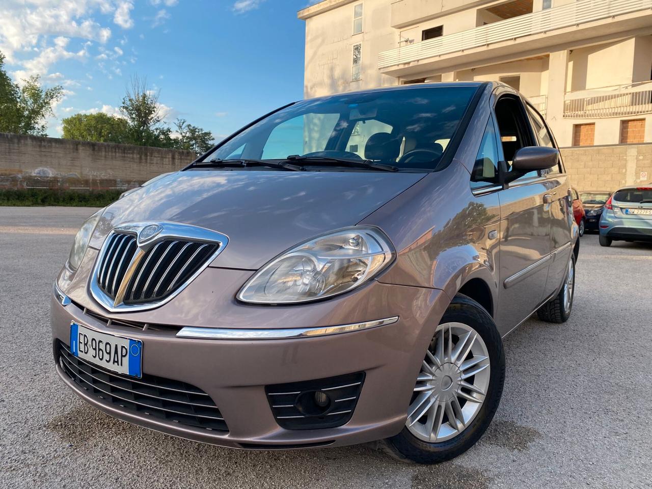 Lancia MUSA 1.6 Multijet 120cv full opt 2010