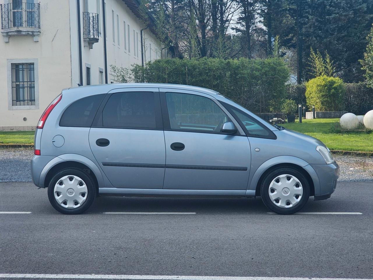 Opel Meriva 1.7 DIESEL OK PER NEOPATENTATI