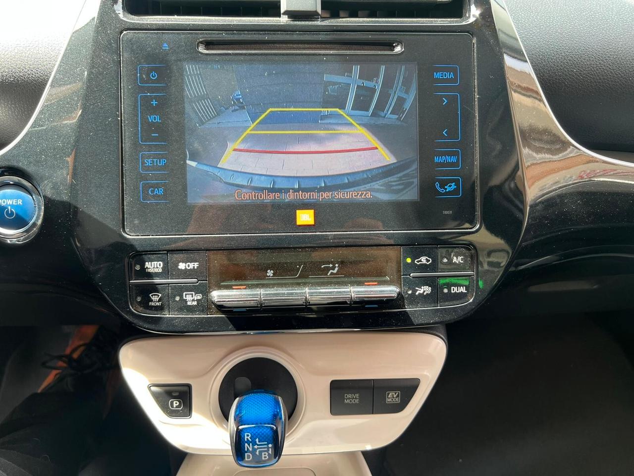 Toyota Prius 1.8 Style BIANCA