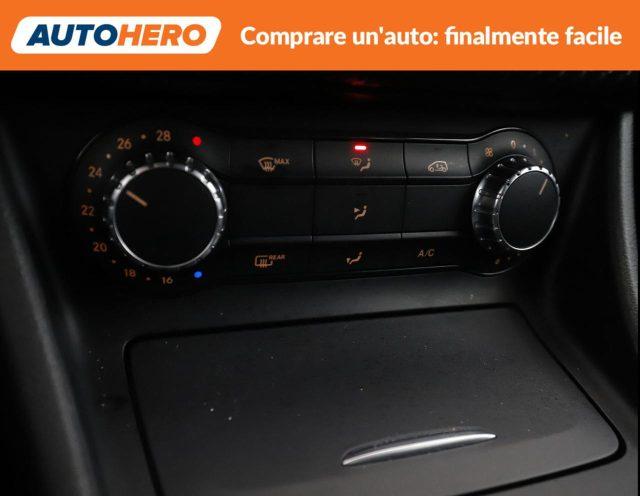 MERCEDES-BENZ A 180 CDI Premium