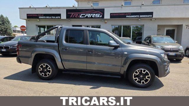 VOLKSWAGEN Amarok 3.0 V6 TDI 4MOTION BMT permanente aut. DC Comfortl