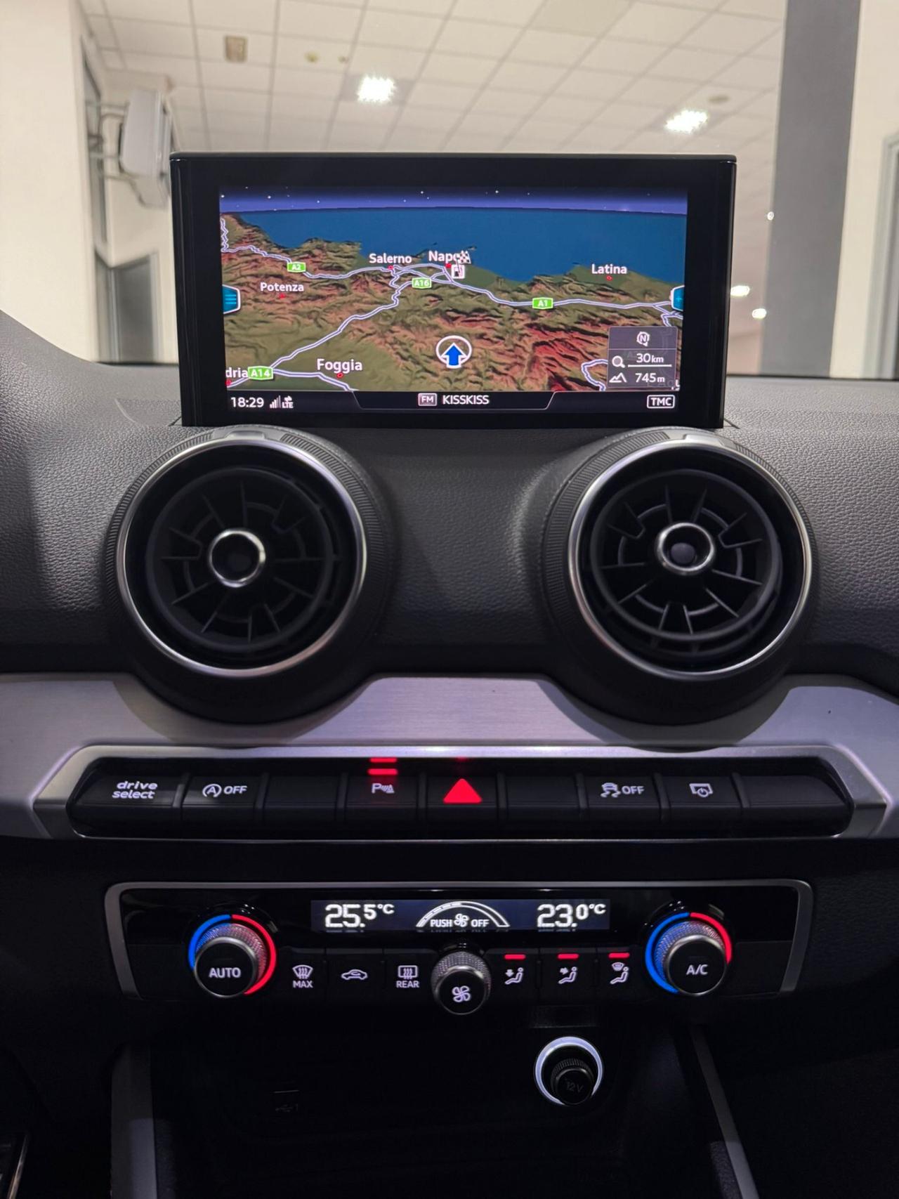 Audi Q2 SQ2 TFSI quattro S tronic