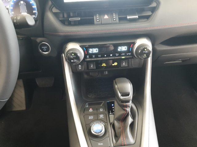 SUZUKI Across Plug-in Hybrid E-CVT 4WD Top EXTRA PROMO+INC. 2026