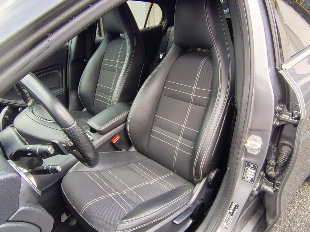 Mercedes-Benz GLA 220 CDI SPORT 4 MATIC AUTO #9122