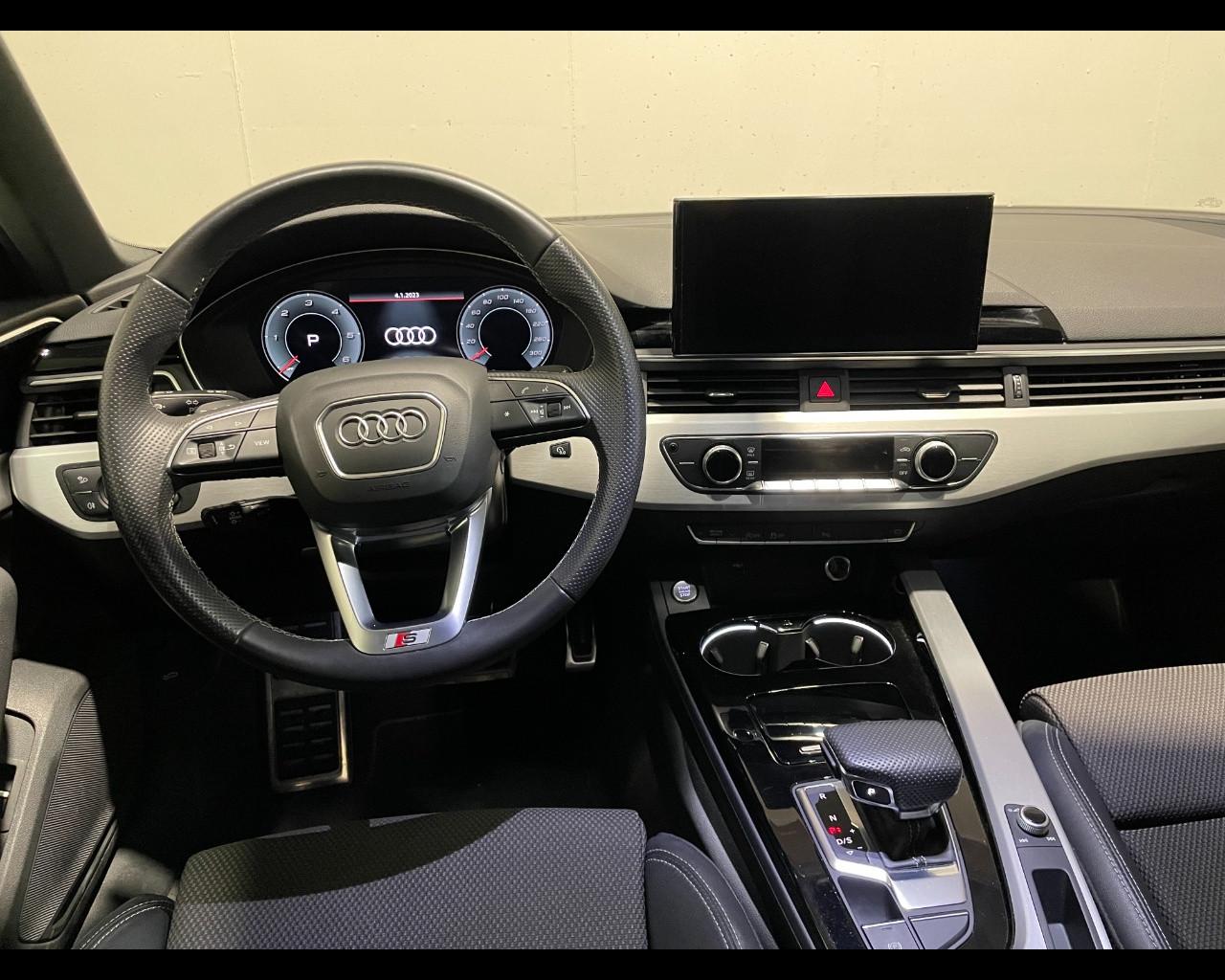 AUDI A4 AVANT 40 TDI MHEV QUATTRO S TRONIC S-LINE