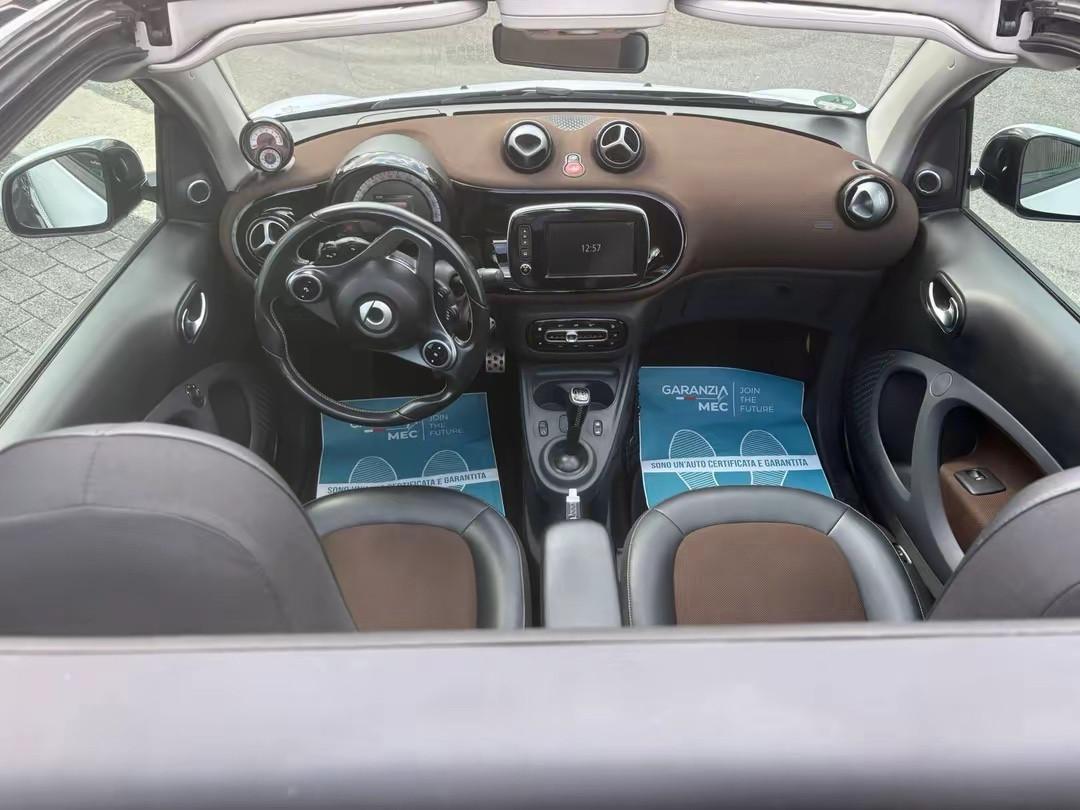 Smart ForTwo 90 0.9 T twinamic cabrio BRABUS Style