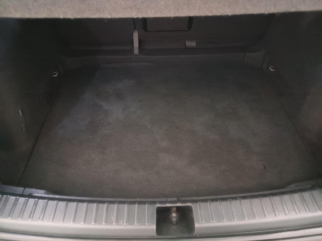 Seat Ateca 1.6 TDI 115 CV full optional navi camera