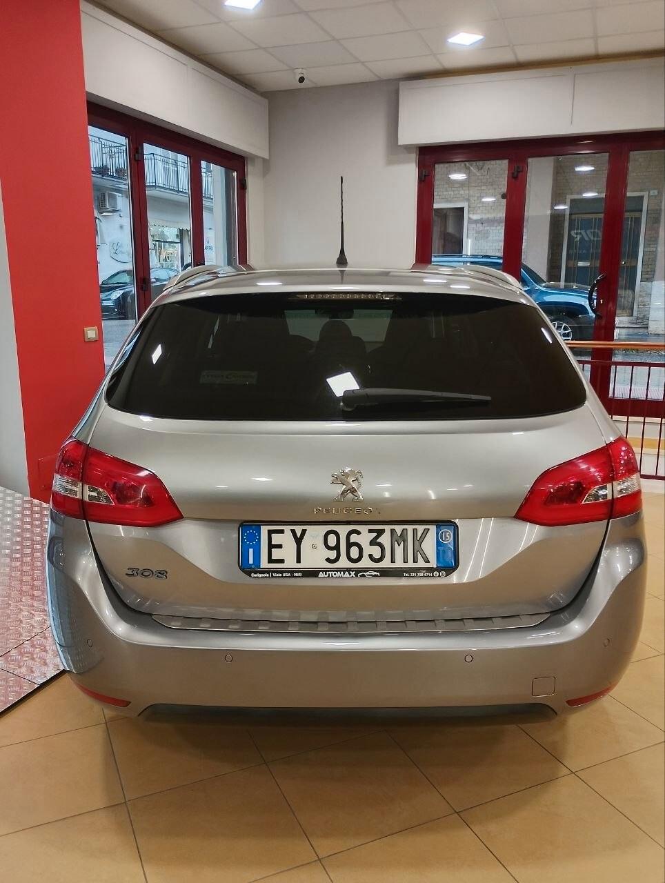 Peugeot 308 BlueHDi 150 S&S SW Allure