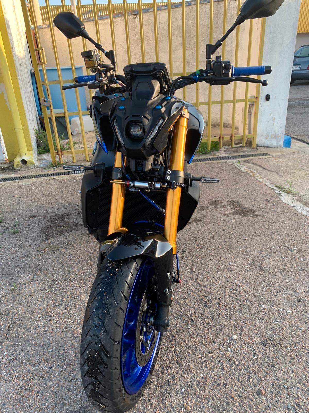 Yamaha Mt09 13mila km anno 2023