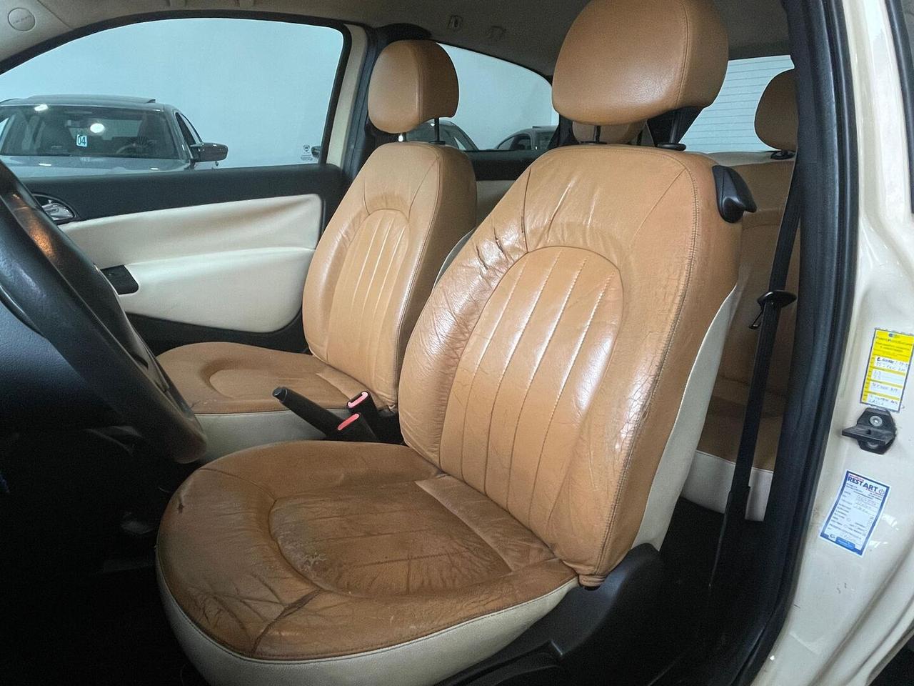 Lancia Ypsilon Ypsilon 1.2 16v C.15" Neopatentati Pelle Manuale