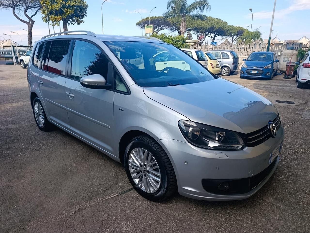 Volkswagen Touran 1.6 TDI Comfortline 2016