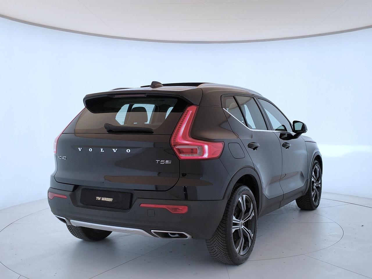 VOLVO XC40 1.5 t5 phev Inscription auto - IVA ESPOSTA - TETTO PANORAMICO