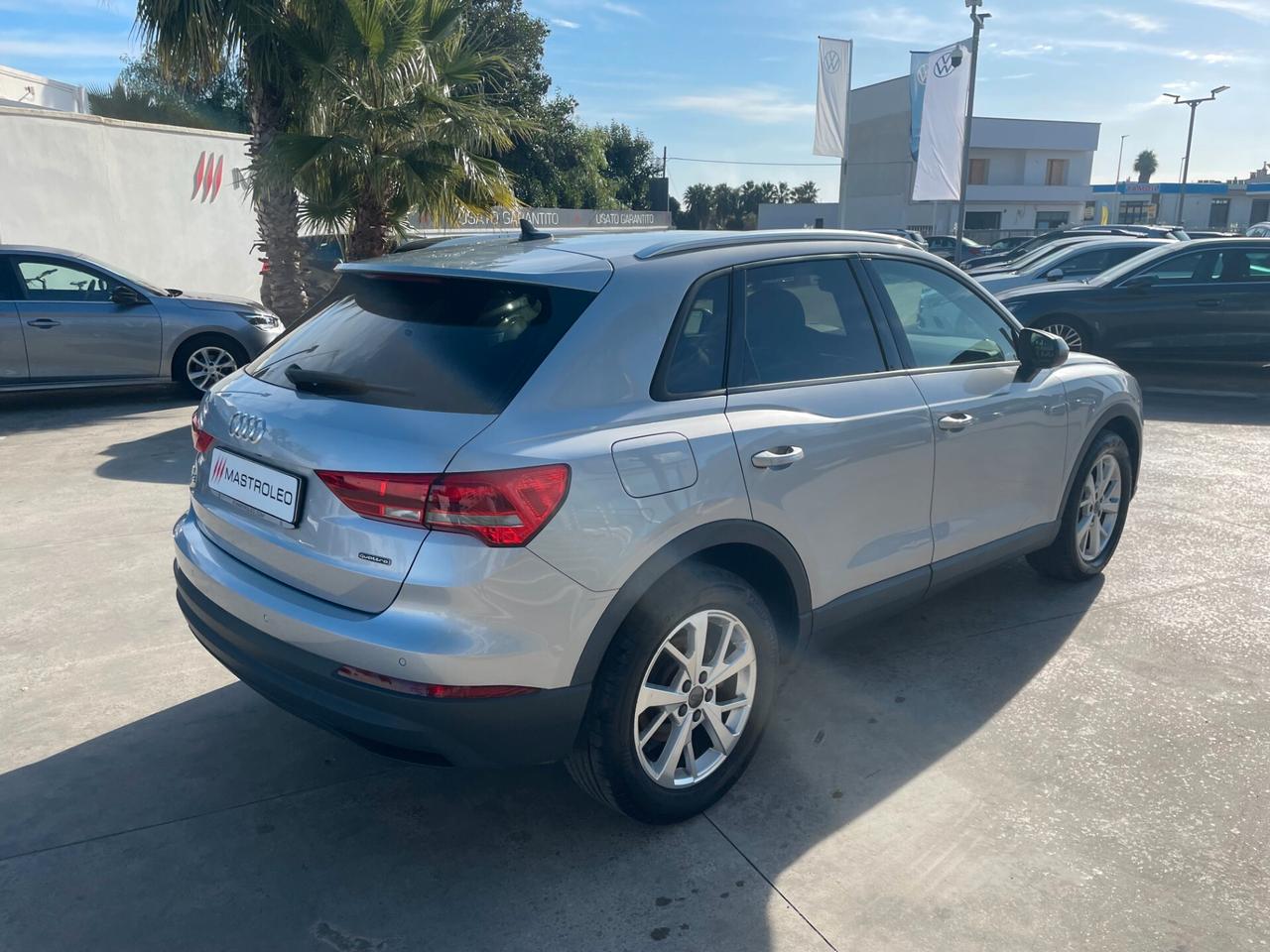 Audi Q3 35 TDI quattro Business