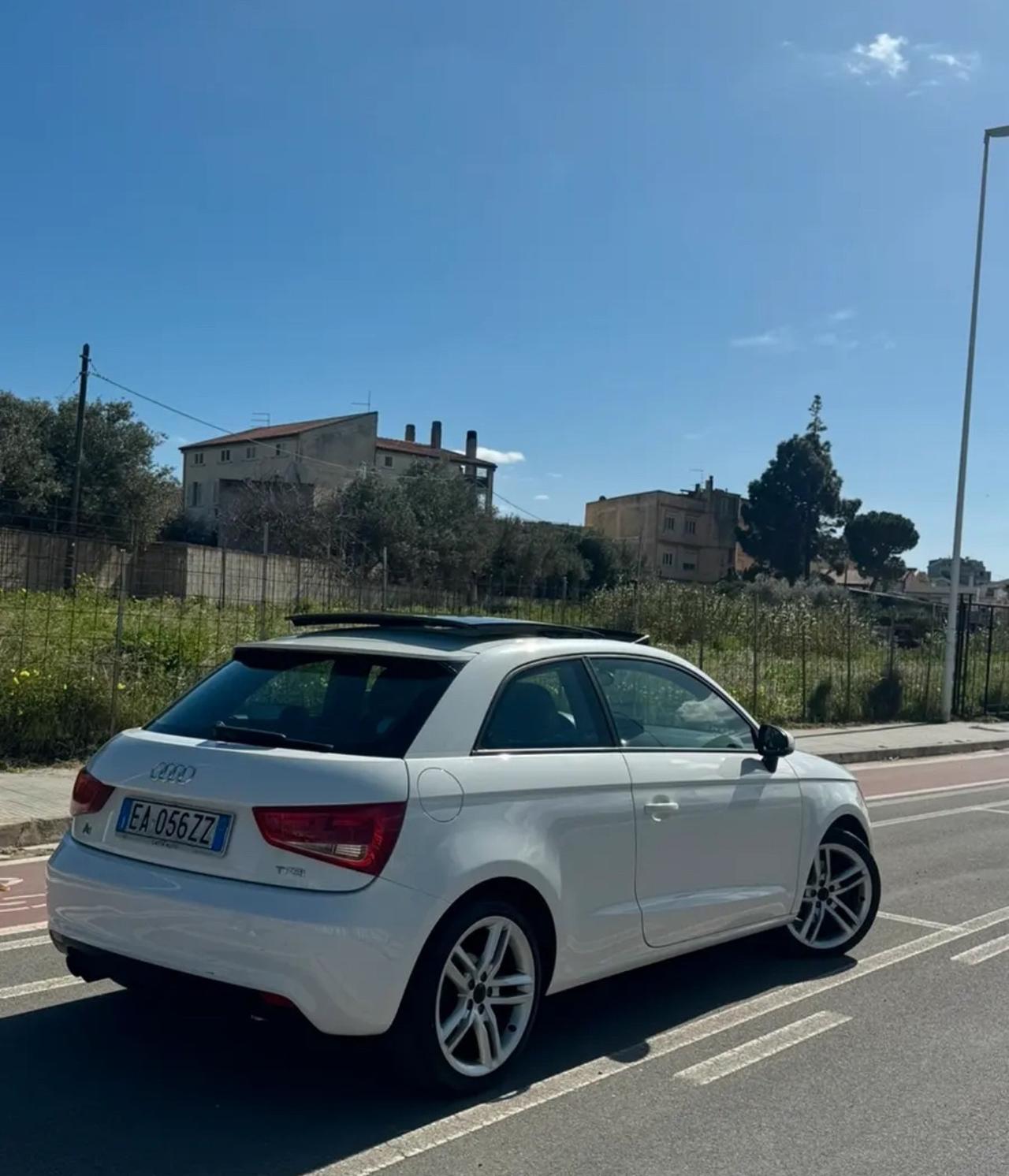 Audi A1 1.4 TFSI S tronic Ambition