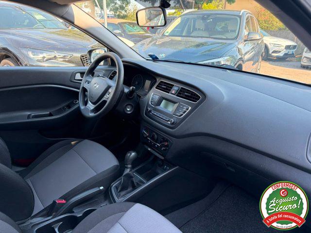 HYUNDAI i20 1.2 5 porte Active