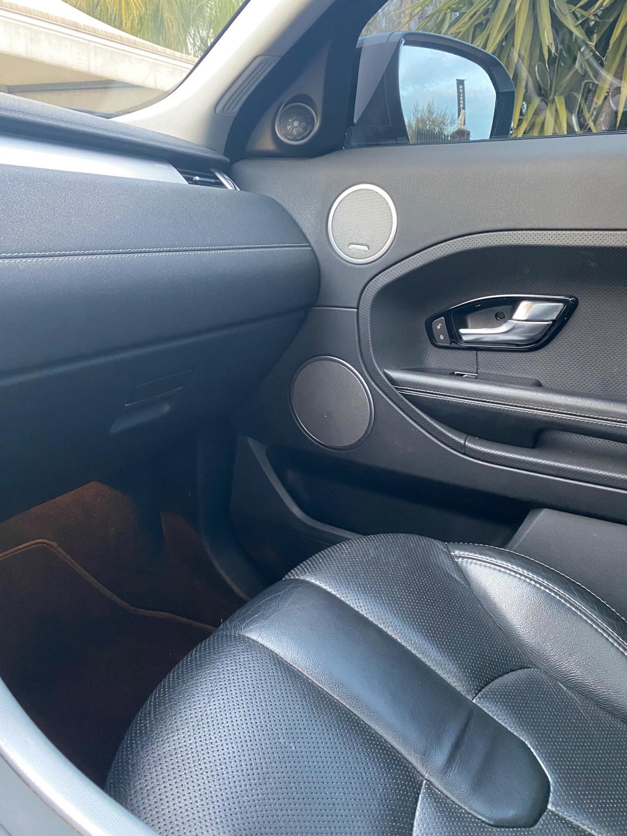 Land Rover Range Evoque 2.2 TD4 5p. Dynamic