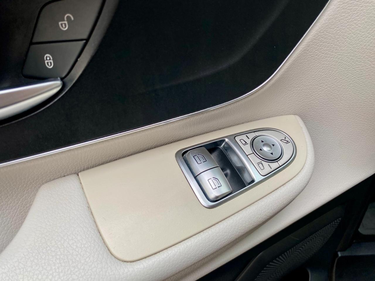 Mercedes-Benz V 220 d Long Executive auto 163cv