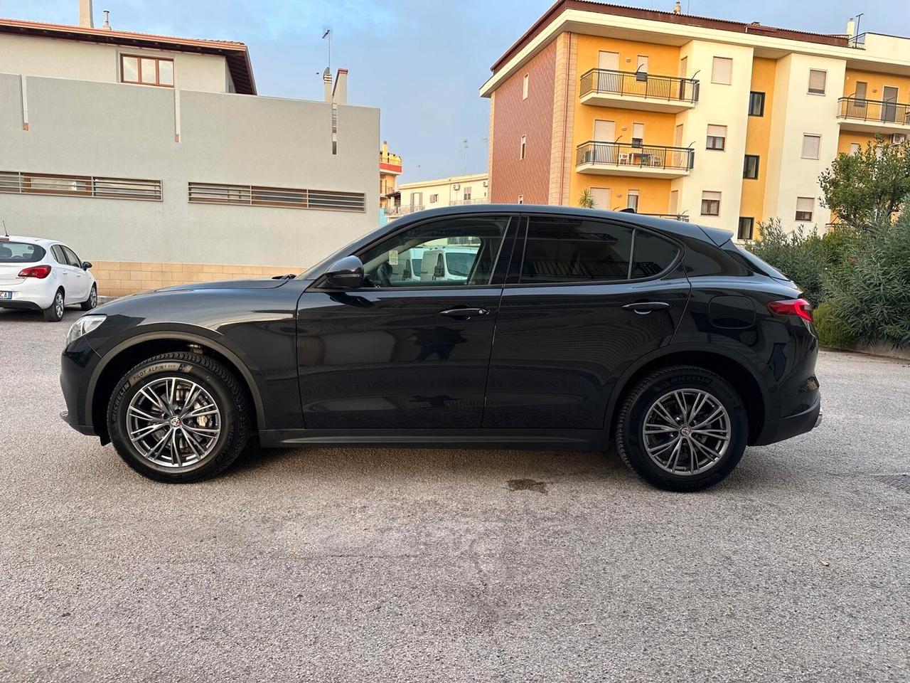 Alfa Romeo Stelvio 2.2 Turbodiesel 210 CV AT8 Q4 Super