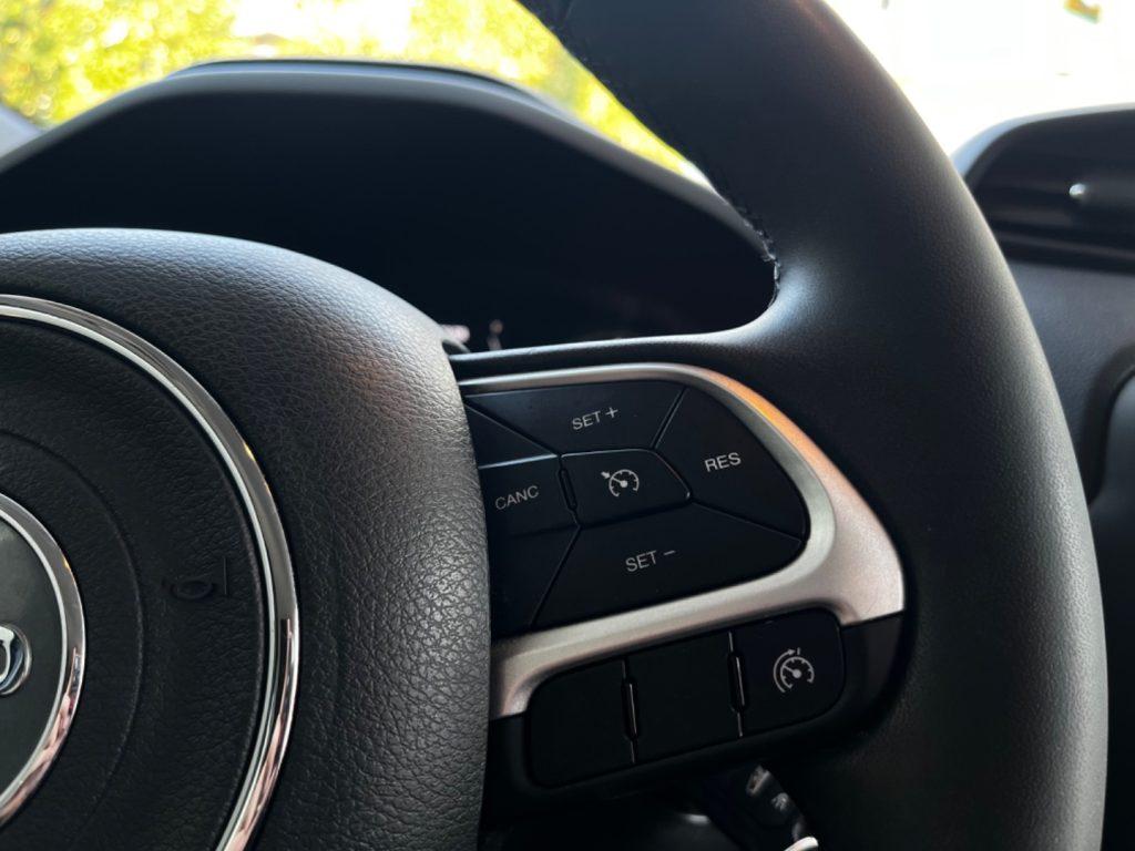 Jeep Renegade 1.6 Mjt DDCT 120 CV Limited tua da €189,00 mensili
