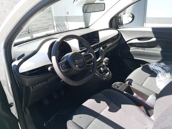 Fiat 500 Berlina Hybrid Icon