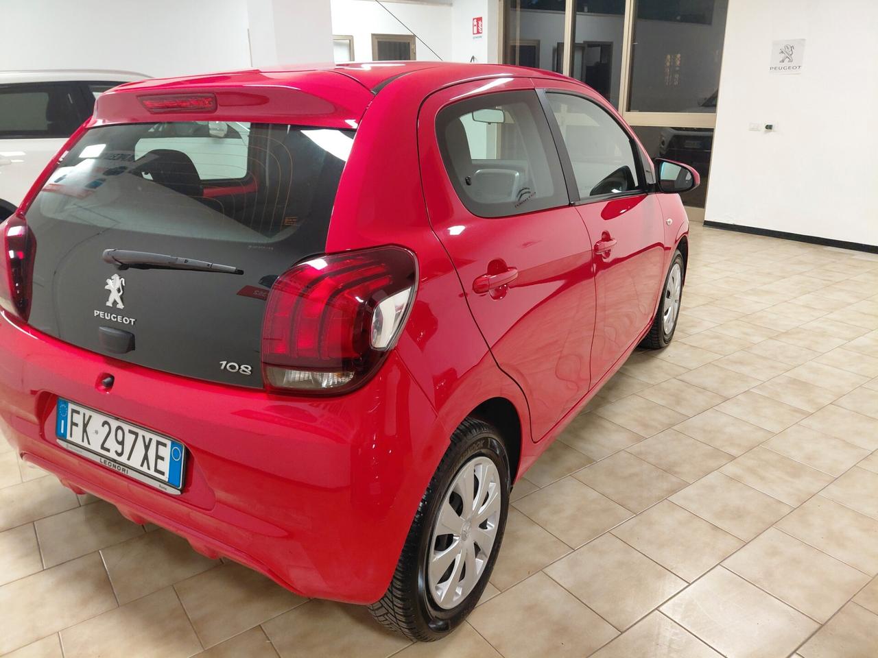 PEUGEOT 108 ANNO 2017 BZ 1.0 ADATTA NEOPATENTATI KM 53 MILA
