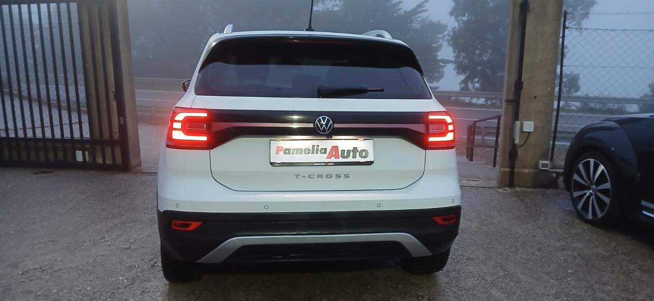 Volkswagen T-Cross 1.6 TDI DSG - 2020