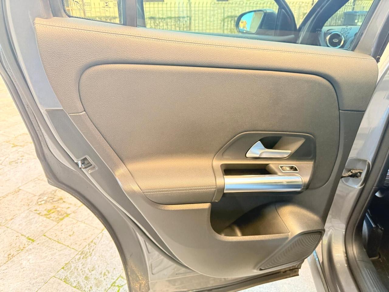 Mercedes-benz GLA 200 d Automatic Sport