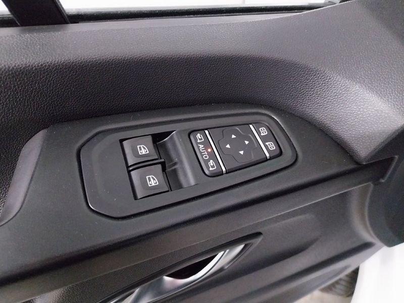 Nissan Primastar PRIM BUS L1H1 27Q 150CV AUT - X1