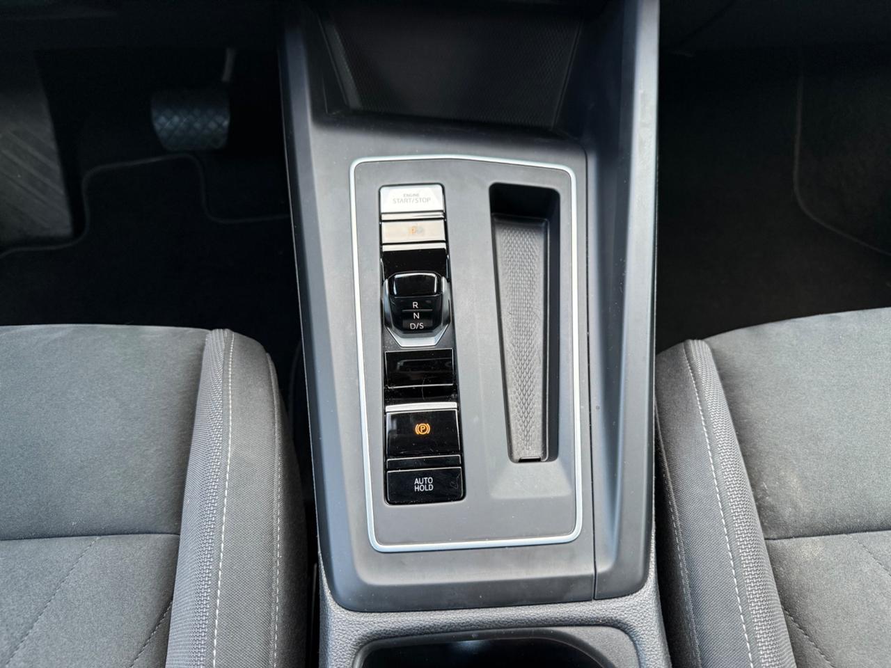Volkswagen Golf 1.5 TGI DSG Life
