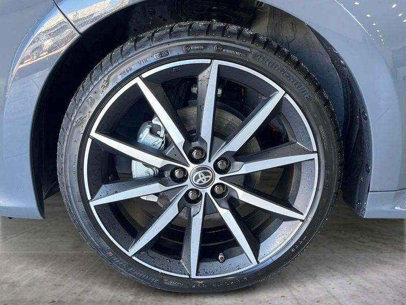 Toyota Yaris Yaris 1.5h 130 GR Sport