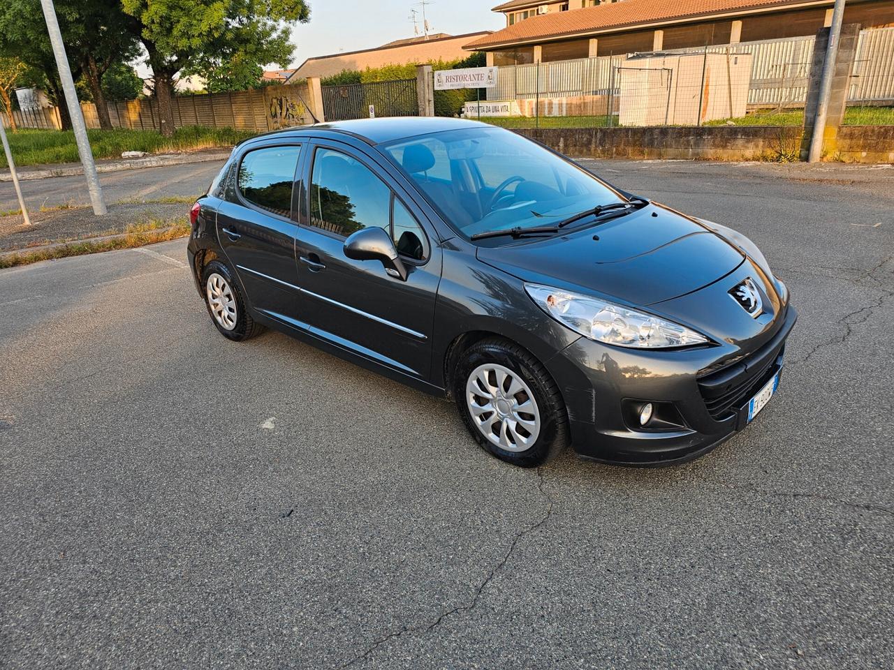 Peugeot 207 1.4 HDi 70CV 5p. Energie