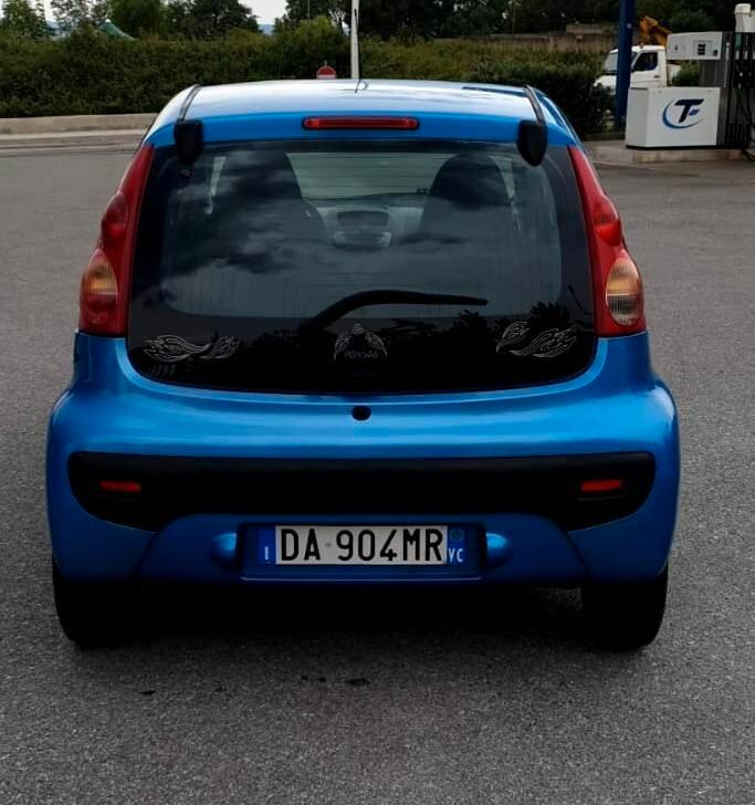 Peugeot 107 1.0 68CV 3p. Sweet Years