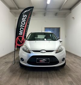 Ford Fiesta 1.4 5 porte Bz.- GPL Titanium NEOPATENTATI