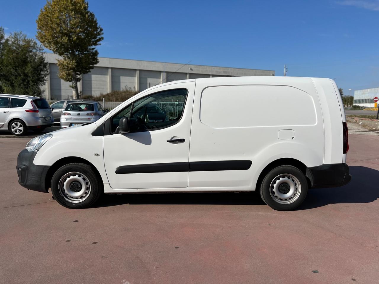 Peugeot Partner Tepee BlueHDi 100 Active