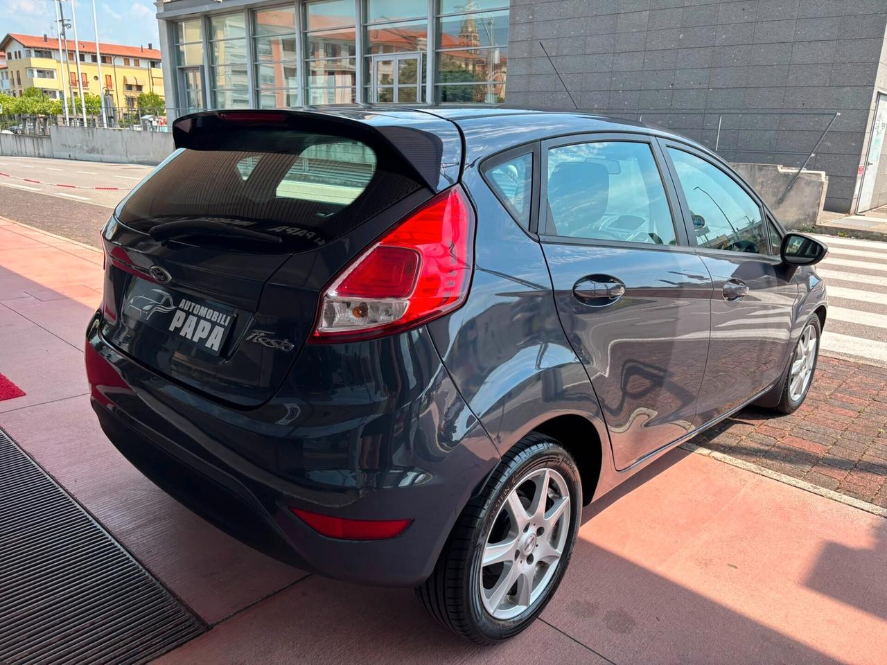 Ford Fiesta 1.2 82 CV 5 porte