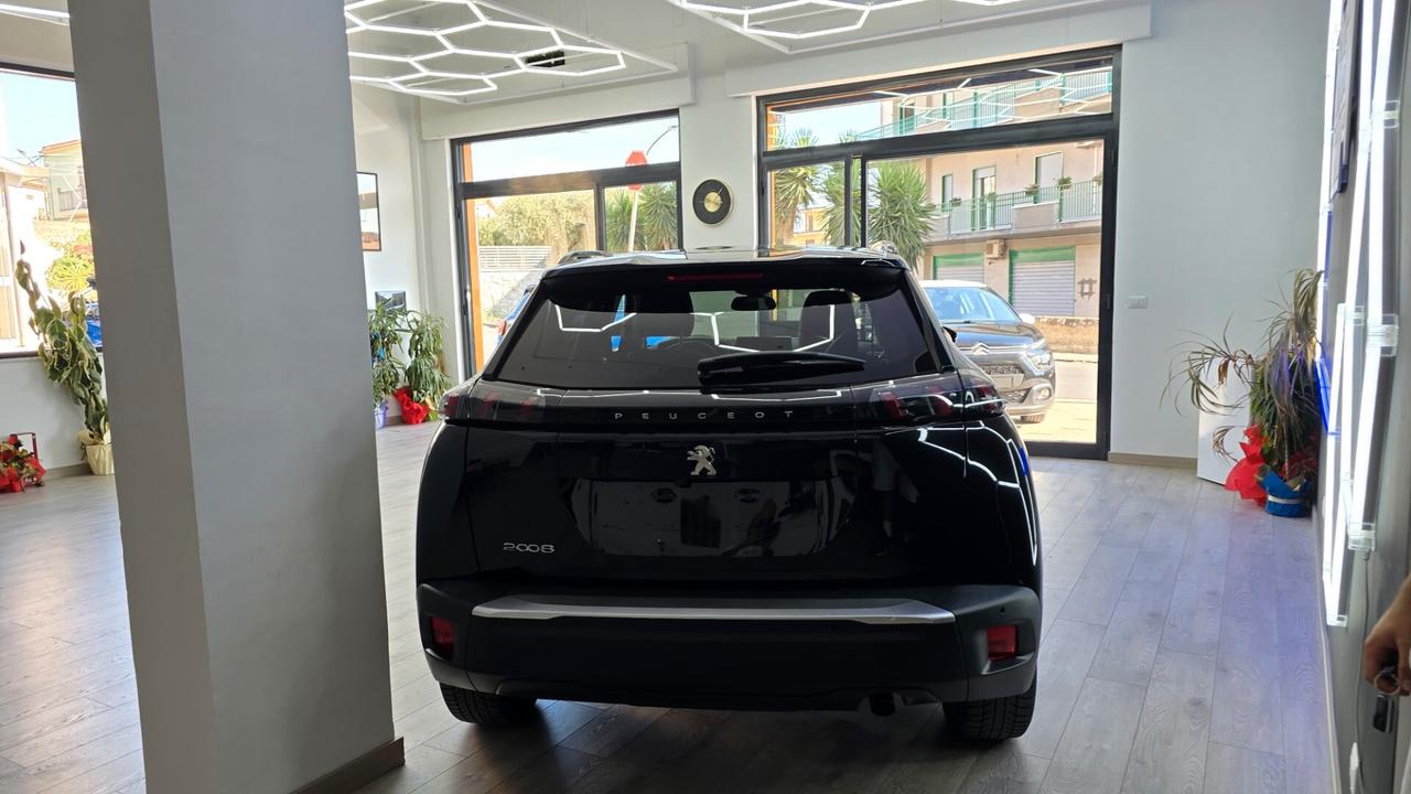 Peugeot 2008 PureTech 100 S&S Allure