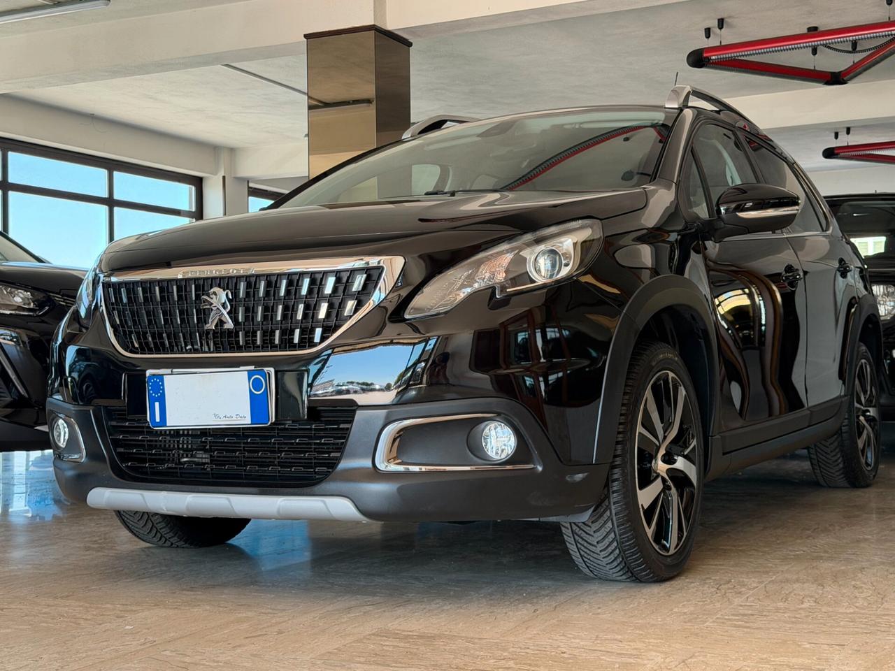 Peugeot 2008 1.6 BLUEHDI 100 cv. ALLURE