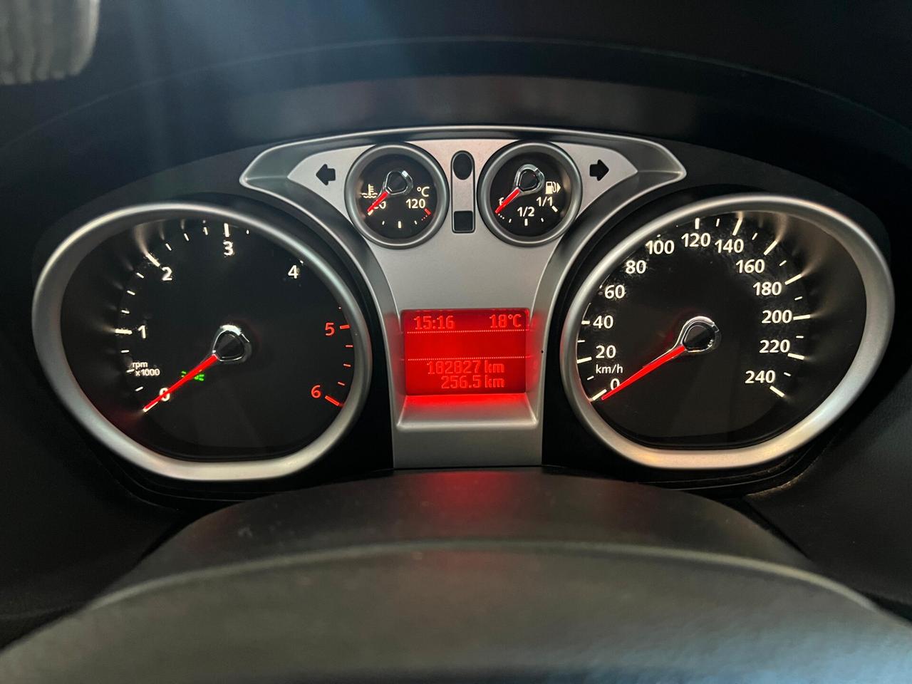 Ford Focus 1.6 TDCi (110CV) SW Tit. DPF