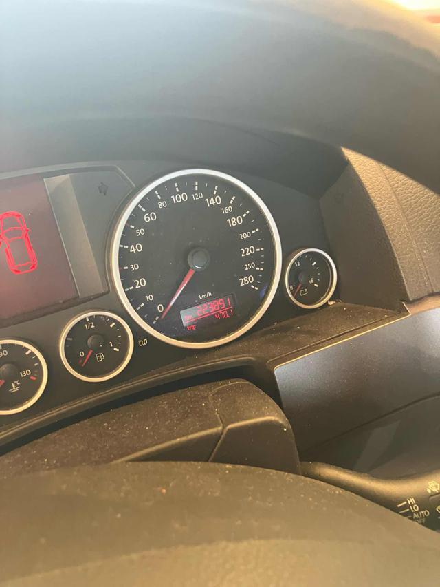 VOLKSWAGEN Touareg 2.5 R5 TDI